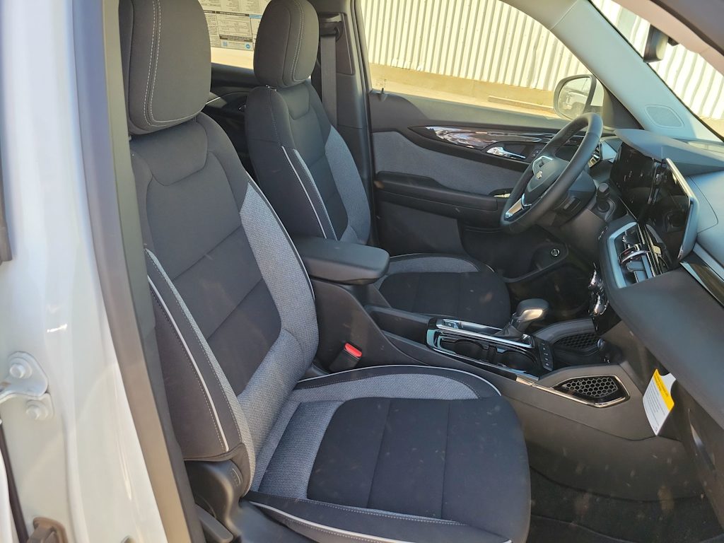 Thumbnail: 2026 Chevrolet TrailBlazer - 11