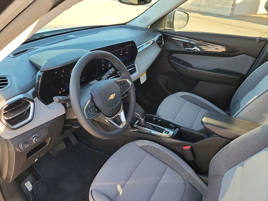 Thumbnail: 2026 Chevrolet TrailBlazer - 2