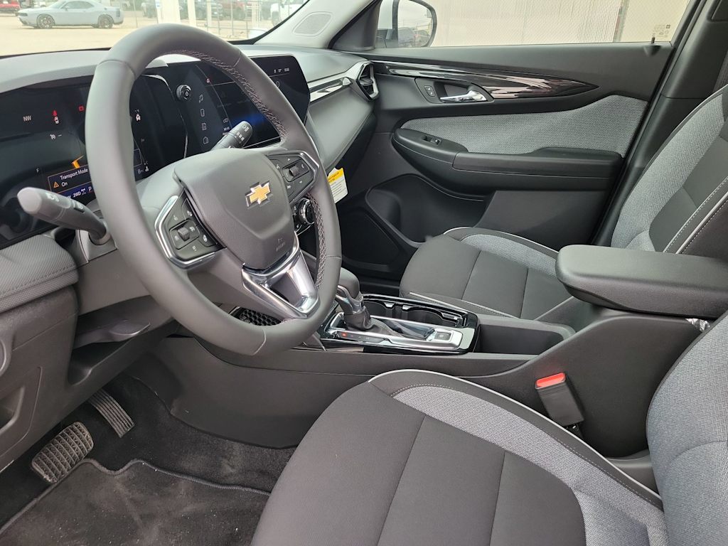 Thumbnail: 2026 Chevrolet TrailBlazer - 2
