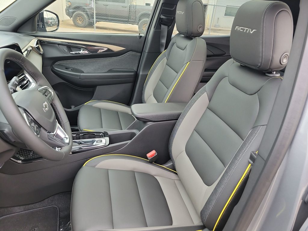 Thumbnail: 2026 Chevrolet TrailBlazer - 11