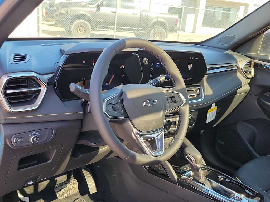 Thumbnail: 2026 Chevrolet TrailBlazer - 2