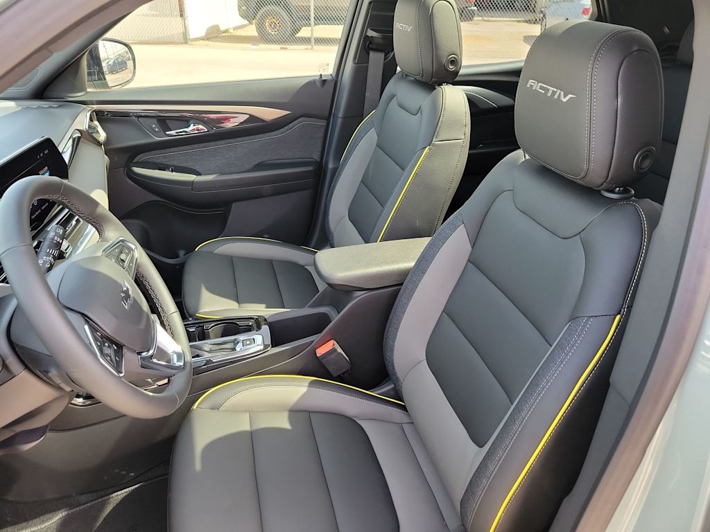 Thumbnail: 2026 Chevrolet TrailBlazer - 10