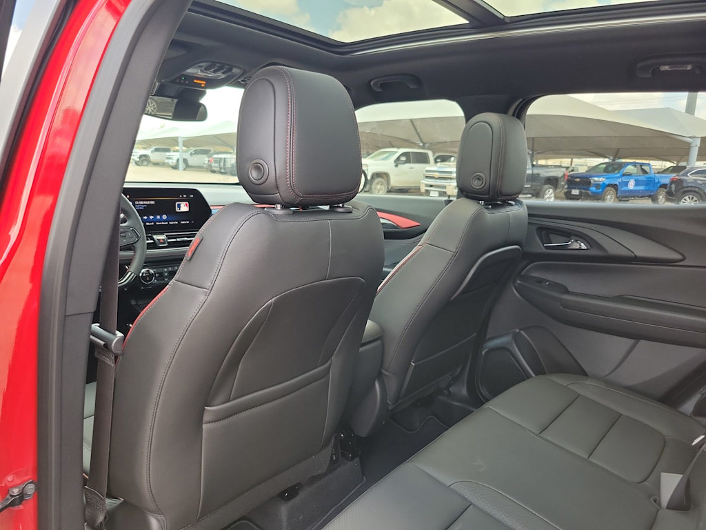 Thumbnail: 2026 Chevrolet TrailBlazer - 13