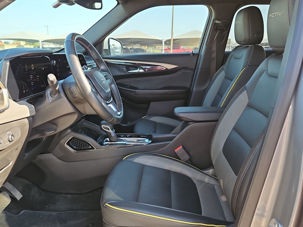 Thumbnail: 2025 Chevrolet TrailBlazer - 11