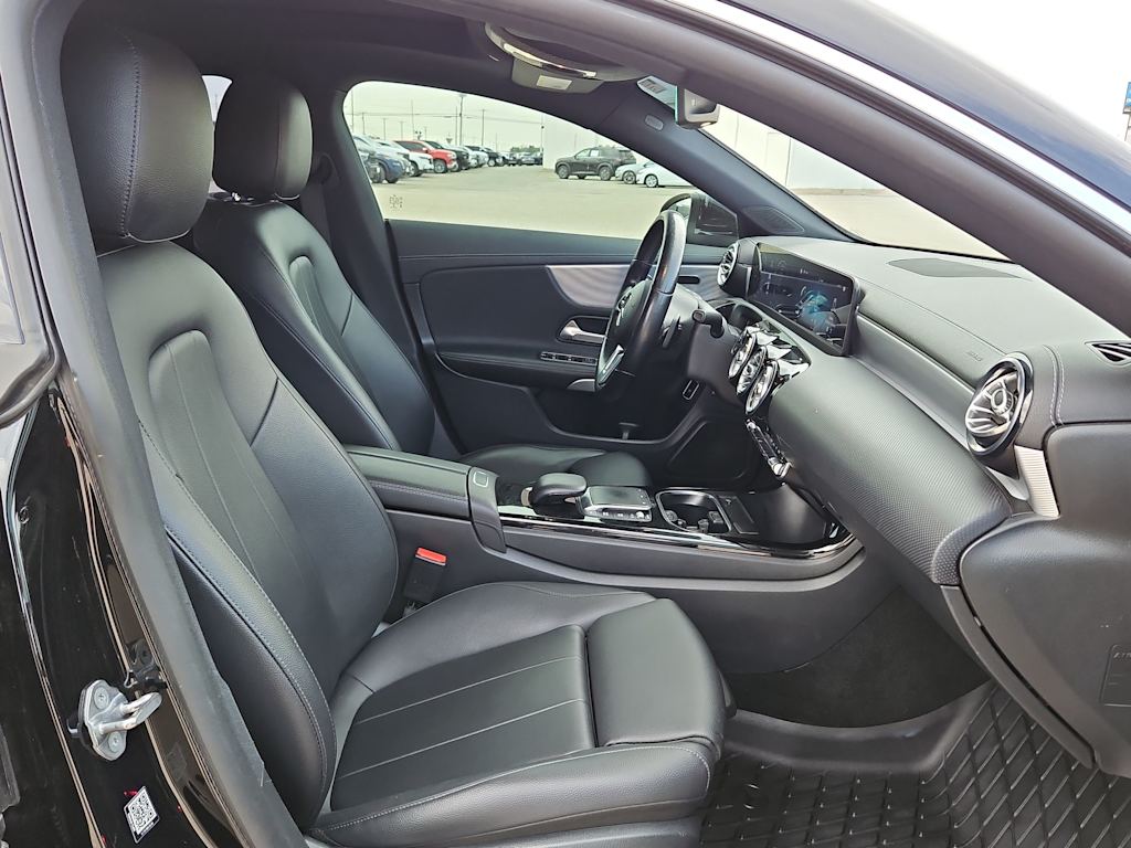 Thumbnail: 2021 Mercedes-Benz CLA - 11
