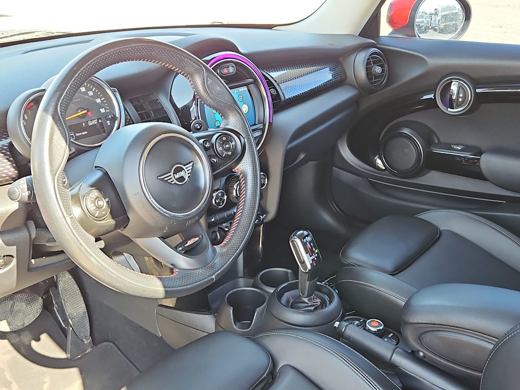 Thumbnail: 2020 MINI Cooper - 2