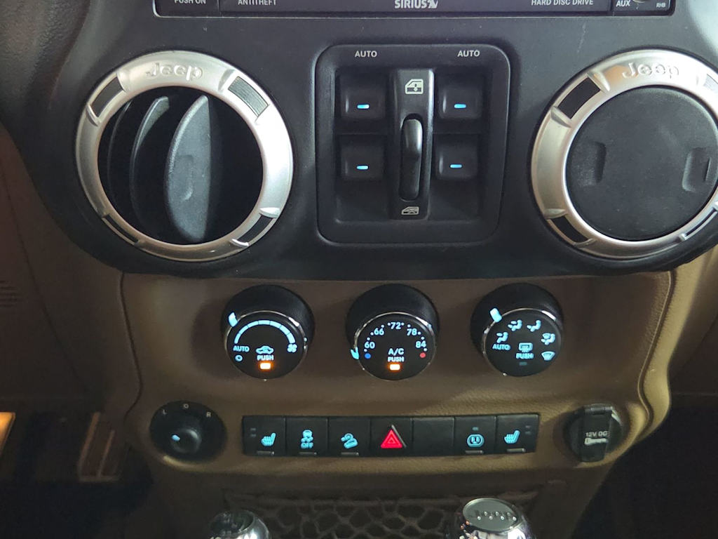 Thumbnail: 2014 Jeep Wrangler - 22