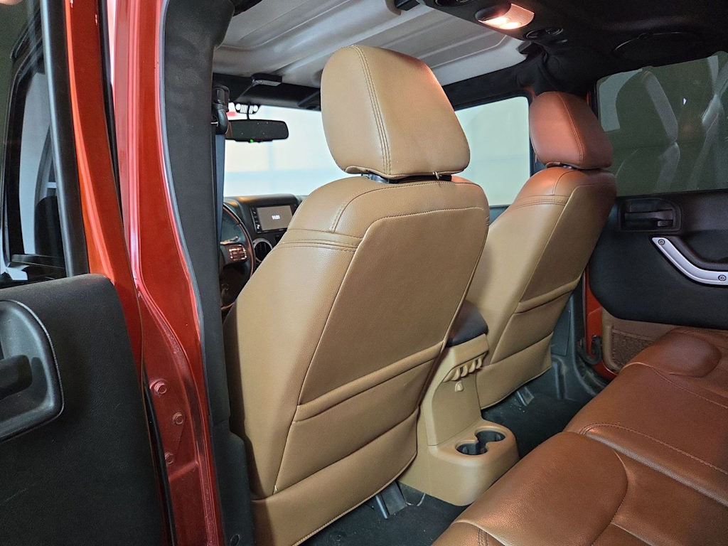 Thumbnail: 2014 Jeep Wrangler - 19