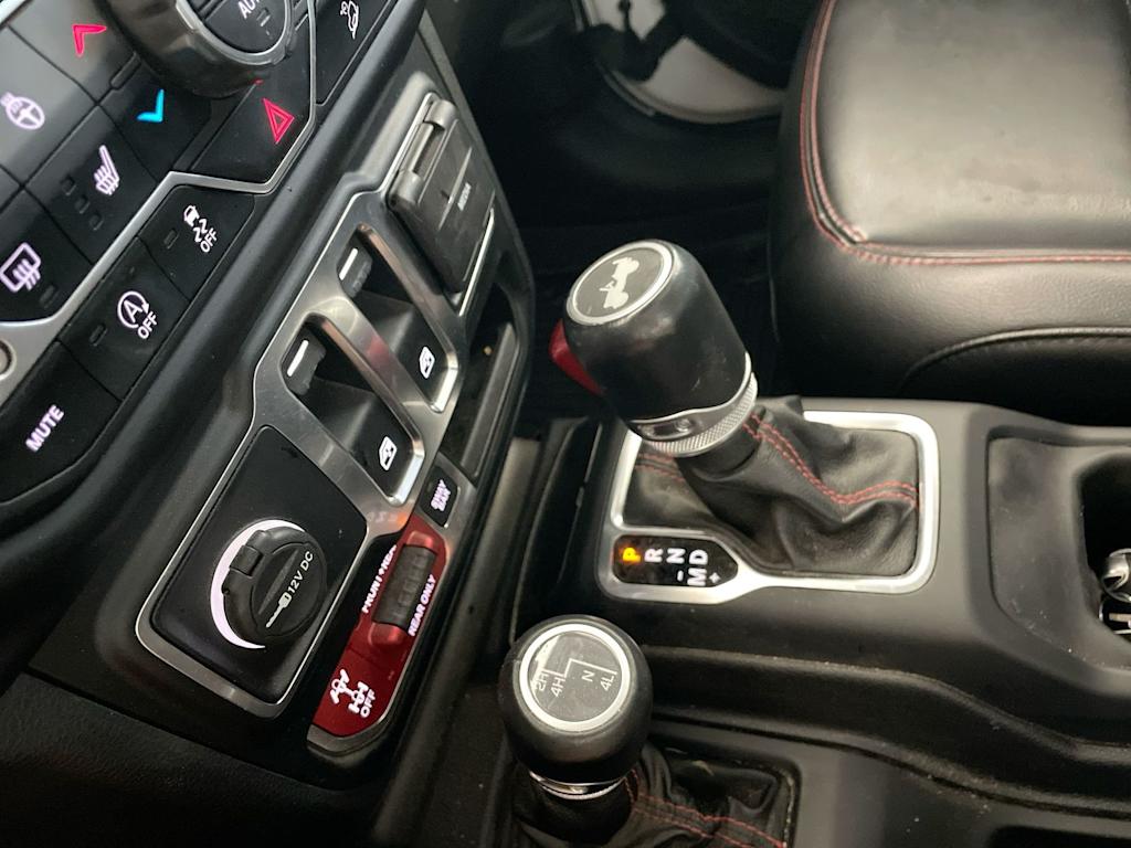 Thumbnail: 2020 Jeep Wrangler - 16