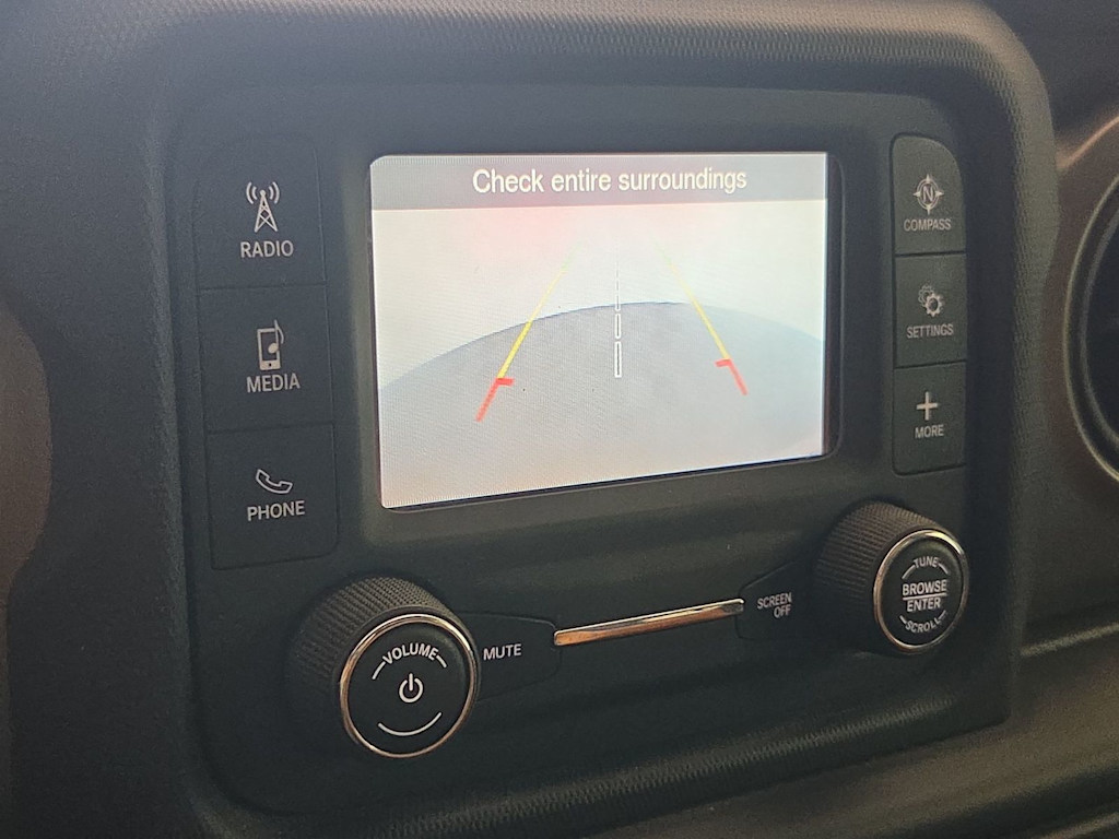 Thumbnail: 2018 Jeep Wrangler - 23