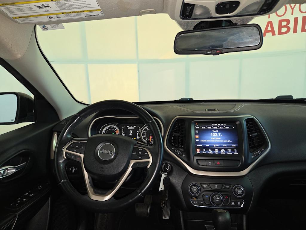 Thumbnail: 2016 Jeep Cherokee - 2