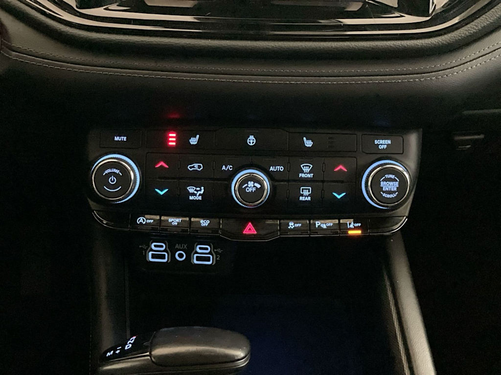 Thumbnail: 2022 Dodge Durango - 24
