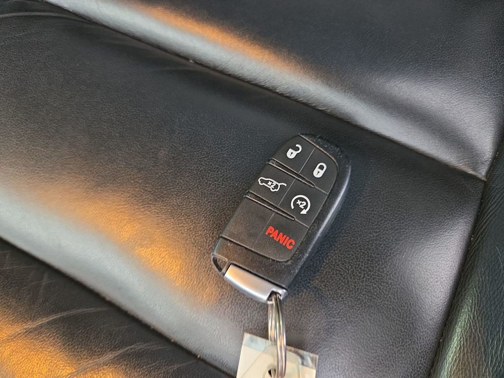 Thumbnail: 2018 Jeep Grand Cherokee - 18