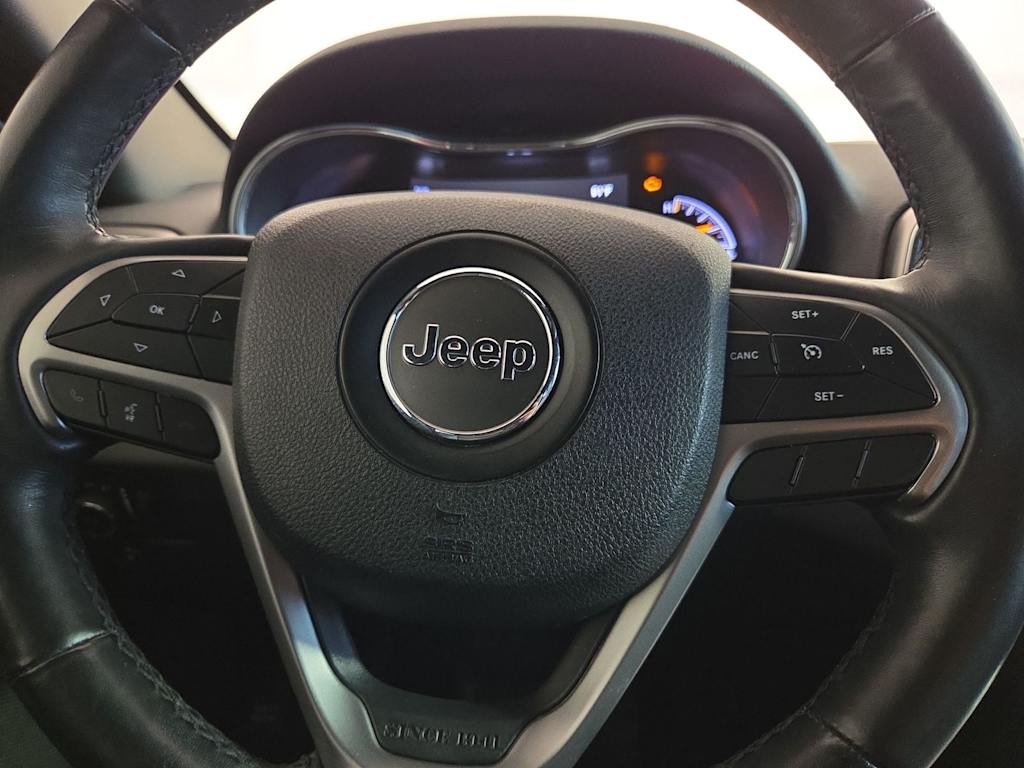 Thumbnail: 2018 Jeep Grand Cherokee - 25