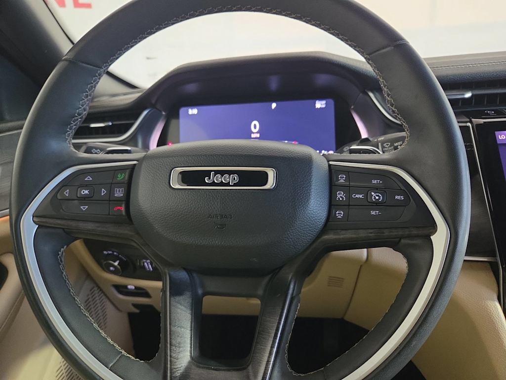 Thumbnail: 2023 Jeep Grand Cherokee - 14