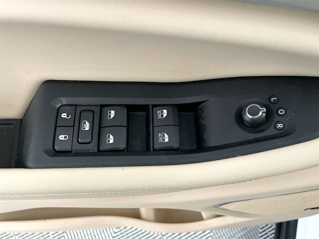 Thumbnail: 2022 Jeep Grand Cherokee L - 22