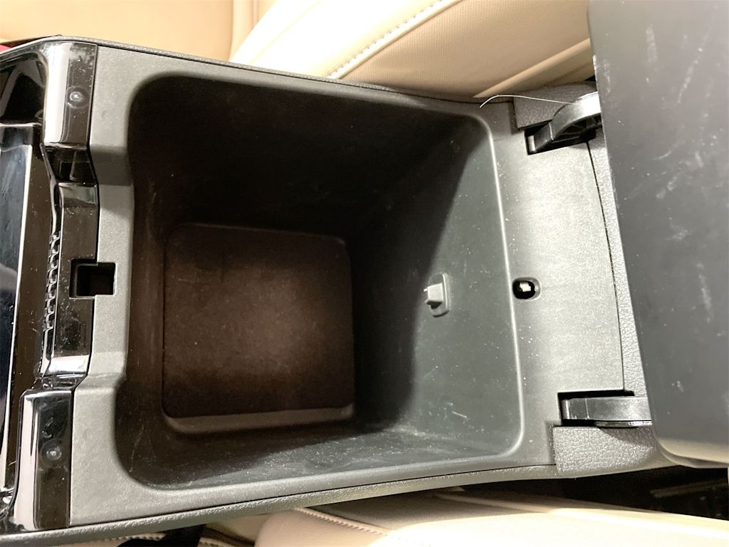 Thumbnail: 2022 Jeep Grand Cherokee L - 30