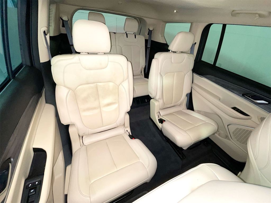 Thumbnail: 2022 Jeep Grand Cherokee L - 23