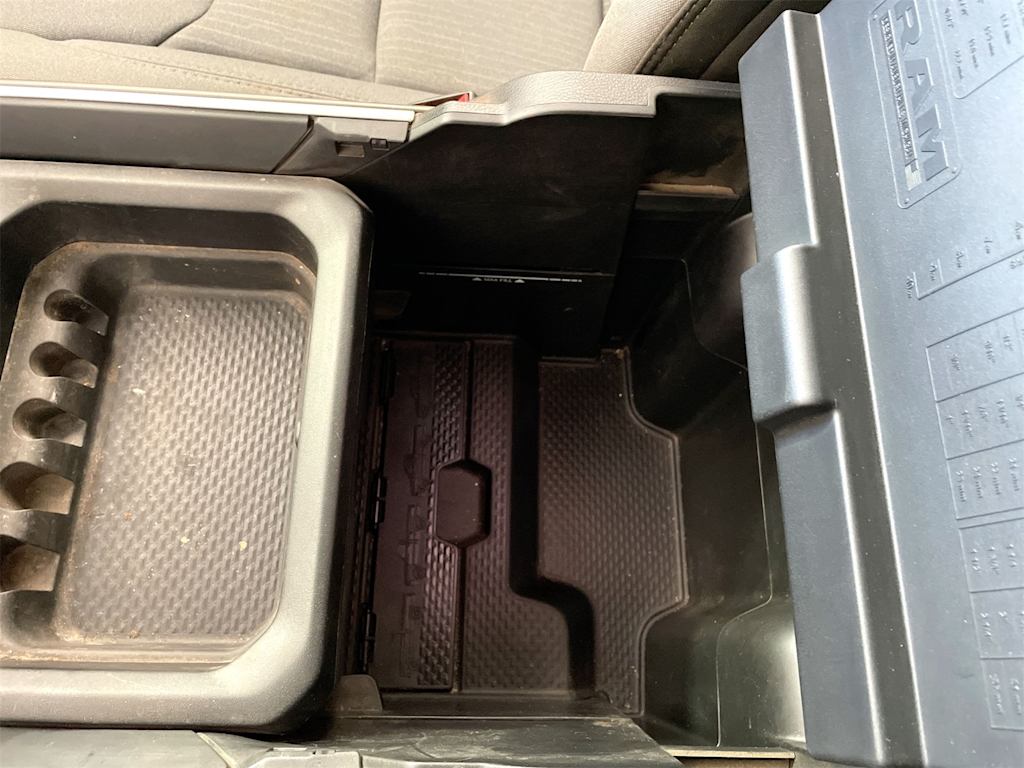 Thumbnail: 2021 RAM 1500 - 15