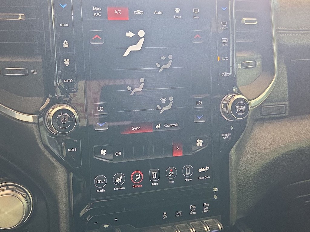 Thumbnail: 2020 RAM 1500 - 26