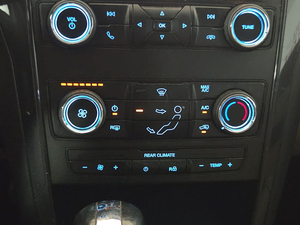 2018 Ford Explorer Base - Photo 26