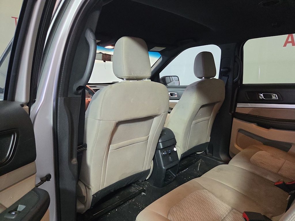 2018 Ford Explorer Base - Photo 10