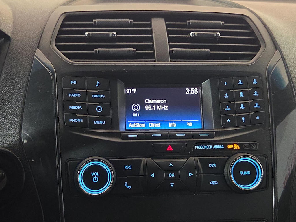 2018 Ford Explorer Base - Photo 11