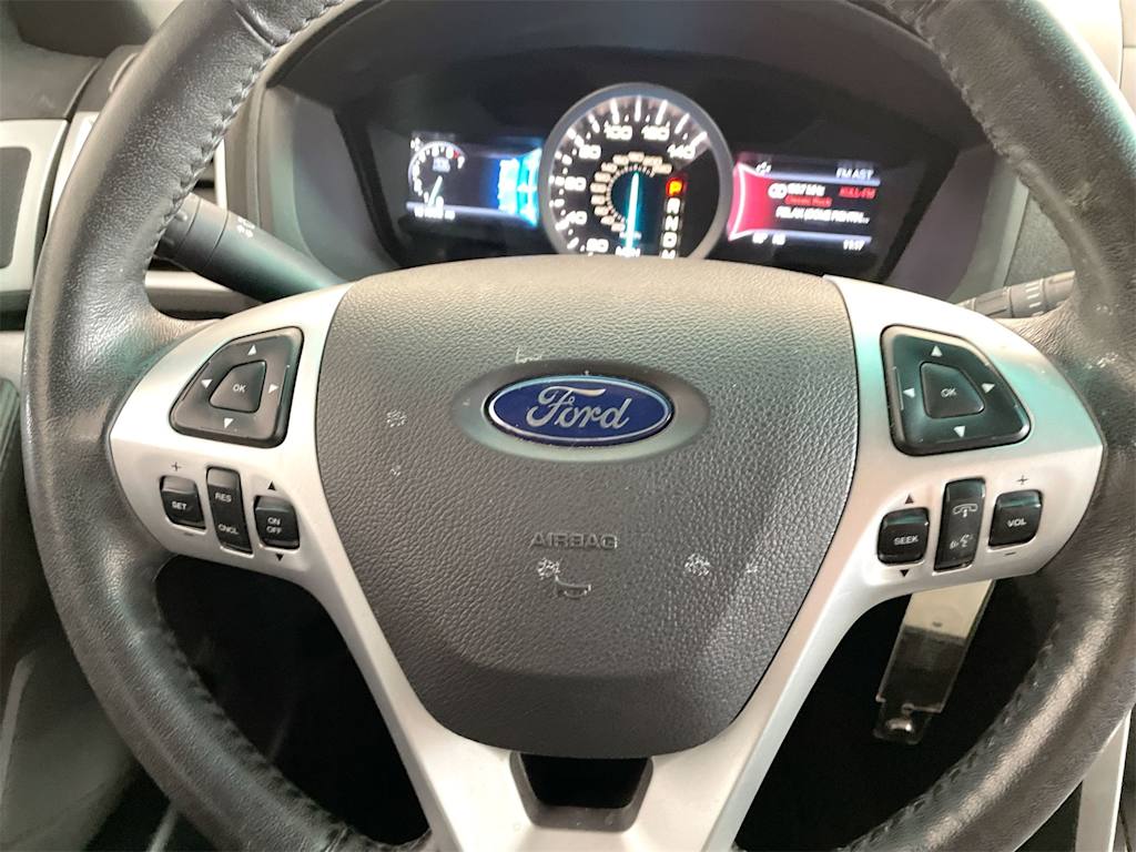 Thumbnail: 2015 Ford Explorer - 26