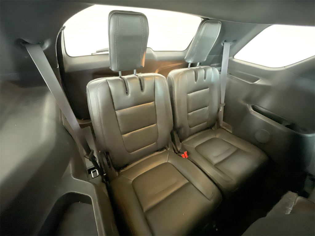 Thumbnail: 2015 Ford Explorer - 25