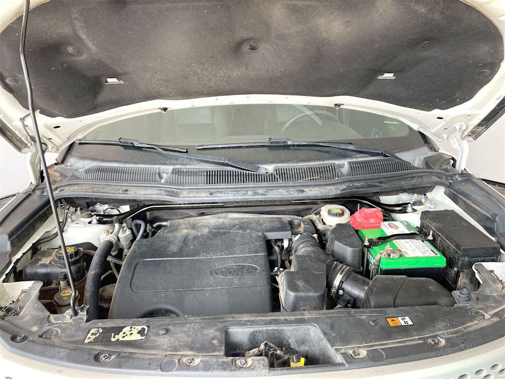 Thumbnail: 2015 Ford Explorer - 9