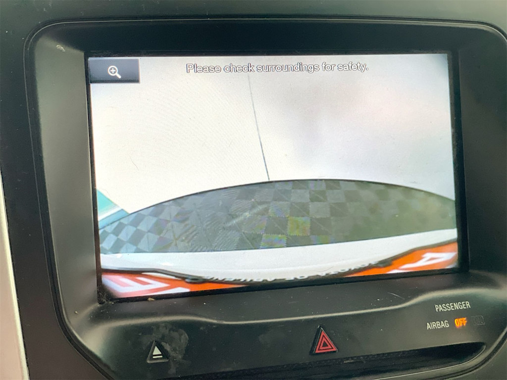 Thumbnail: 2015 Ford Explorer - 27