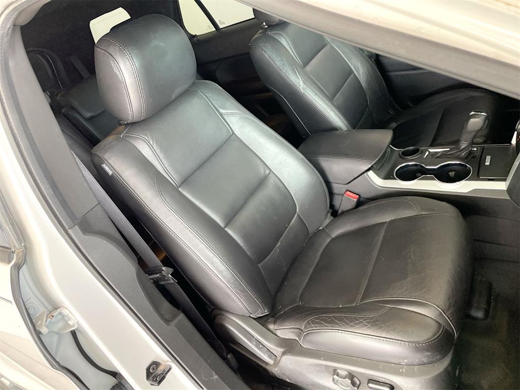 Thumbnail: 2015 Ford Explorer - 12