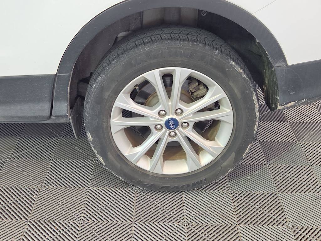 Thumbnail: 2019 Ford Escape - 8