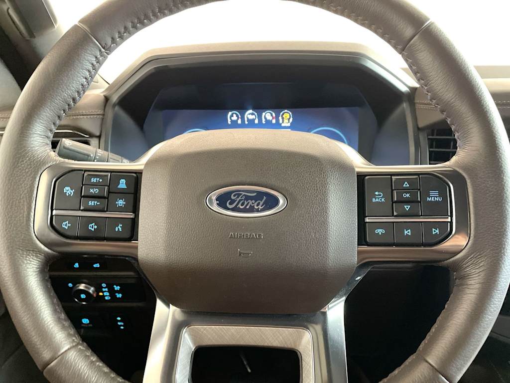 Thumbnail: 2022 Ford Expedition - 25