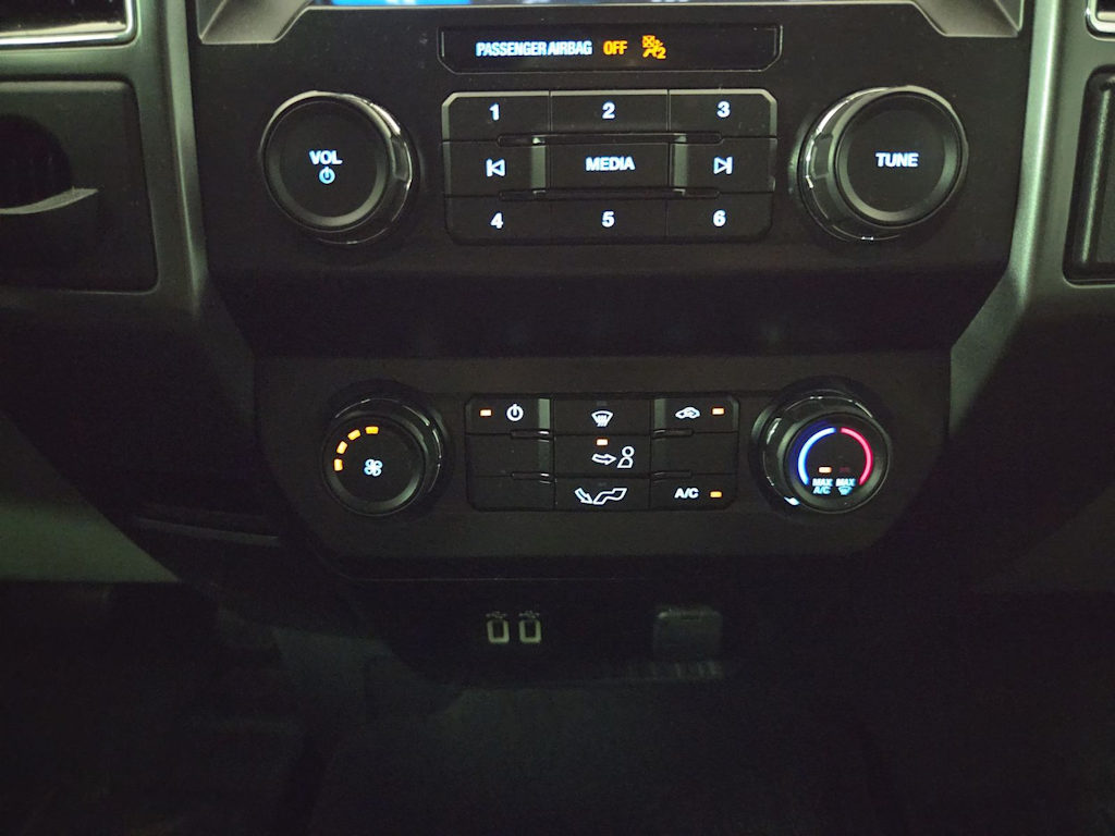 Thumbnail: 2019 Ford F-150 - 26