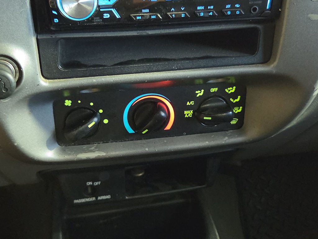 Thumbnail: 2004 Ford Ranger - 21