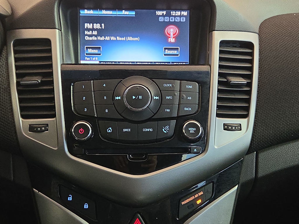 Thumbnail: 2014 Chevrolet Cruze - 25
