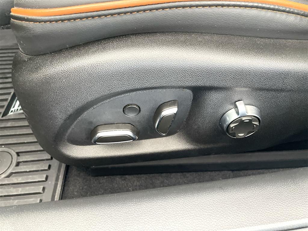 Thumbnail: 2024 Cadillac CT4 - 21