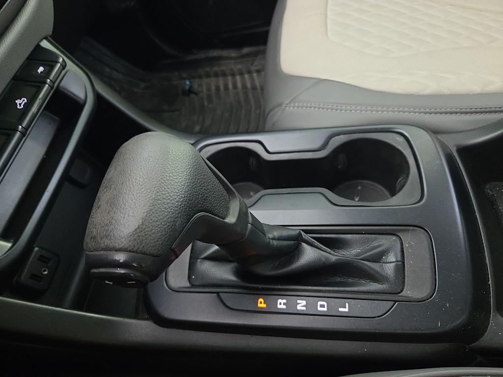 Thumbnail: 2019 Chevrolet Colorado - 13