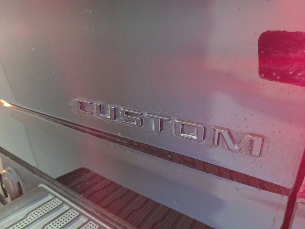 Thumbnail: 2025 Chevrolet Silverado 1500 - 7