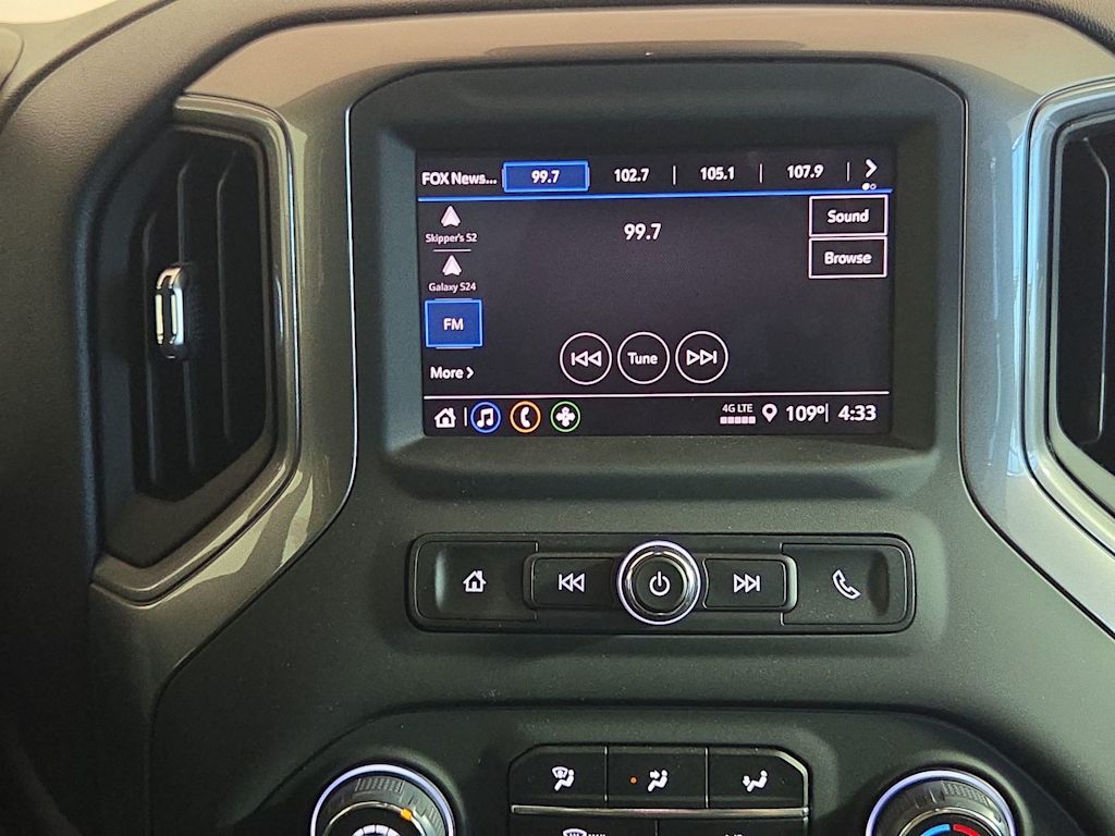 Thumbnail: 2025 Chevrolet Silverado 1500 - 14
