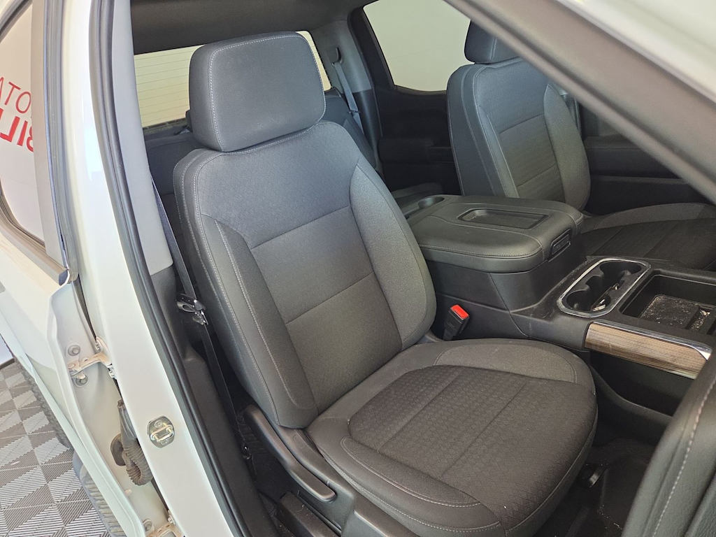 Thumbnail: 2021 Chevrolet Silverado 1500 - 12