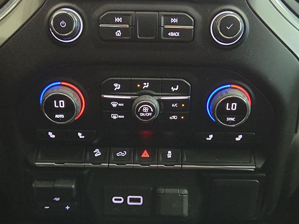 Thumbnail: 2021 Chevrolet Silverado 1500 - 27