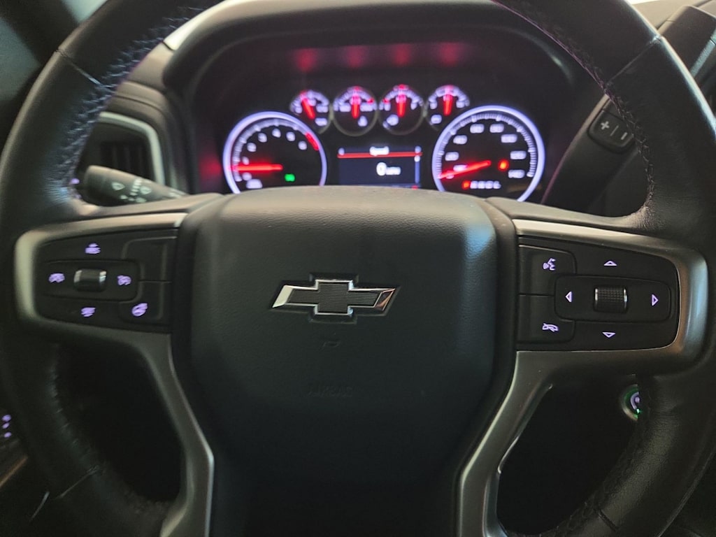 Thumbnail: 2021 Chevrolet Silverado 1500 - 25