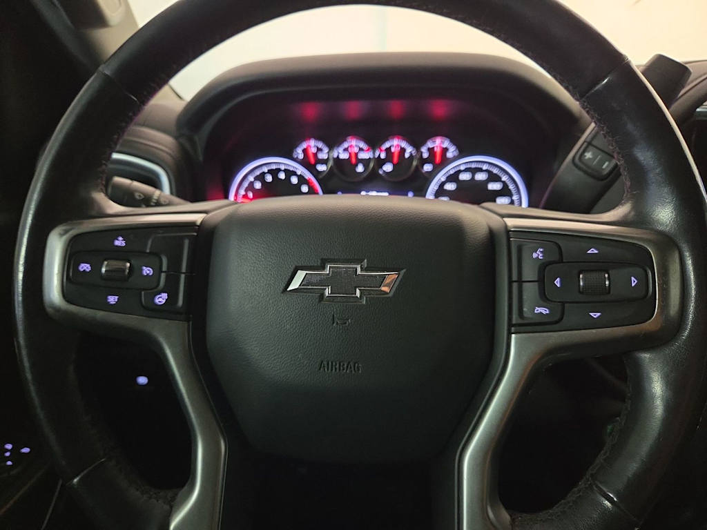 Thumbnail: 2020 Chevrolet Silverado 1500 - 26