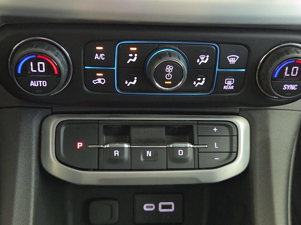 Thumbnail: 2022 GMC Acadia - 26