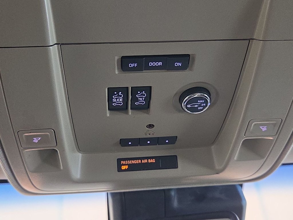 Thumbnail: 2016 GMC Yukon - 29
