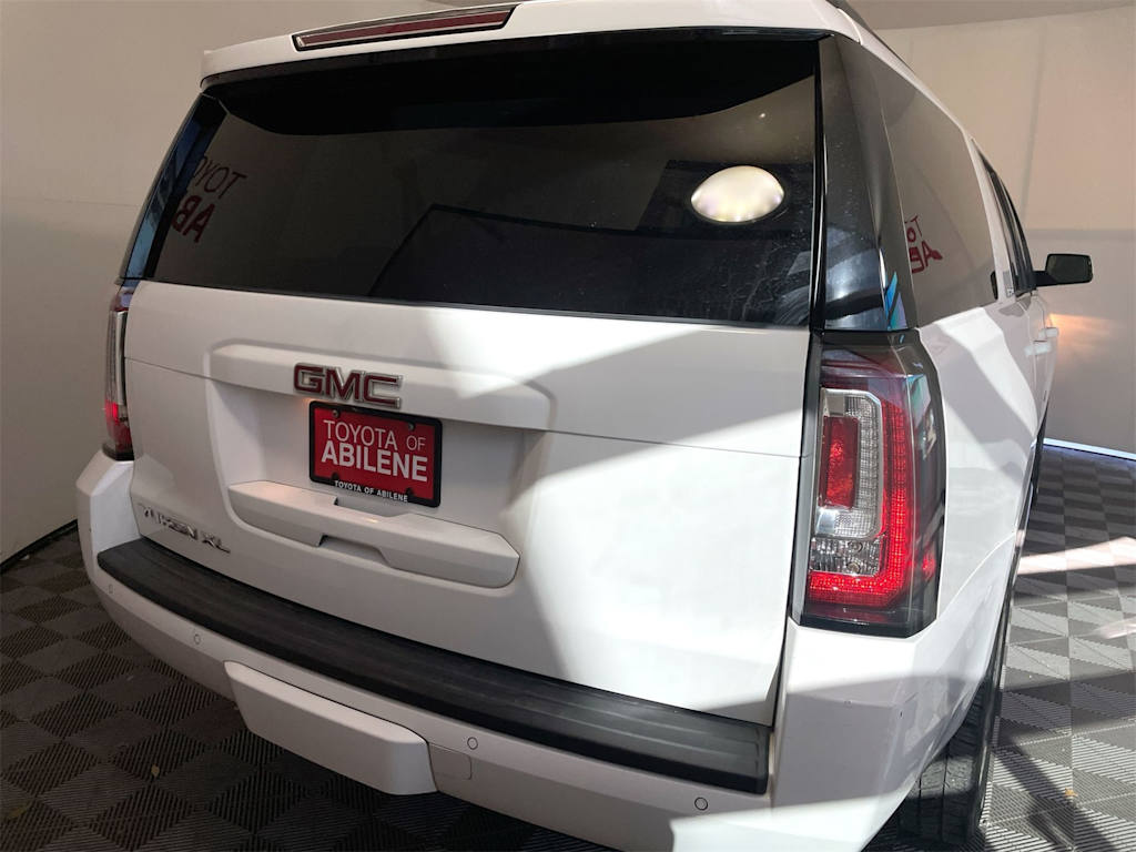 Thumbnail: 2017 GMC Yukon XL - 20