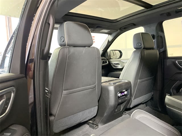 2021 GMC Yukon XL SLT 12