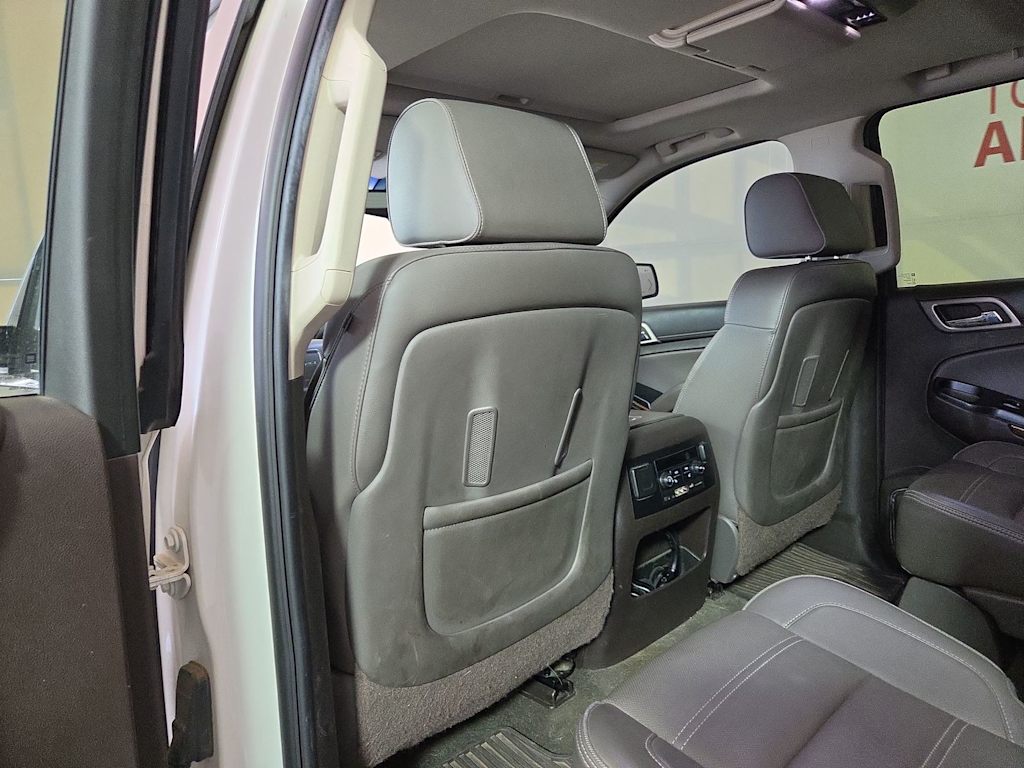 Thumbnail: 2015 GMC Yukon - 12